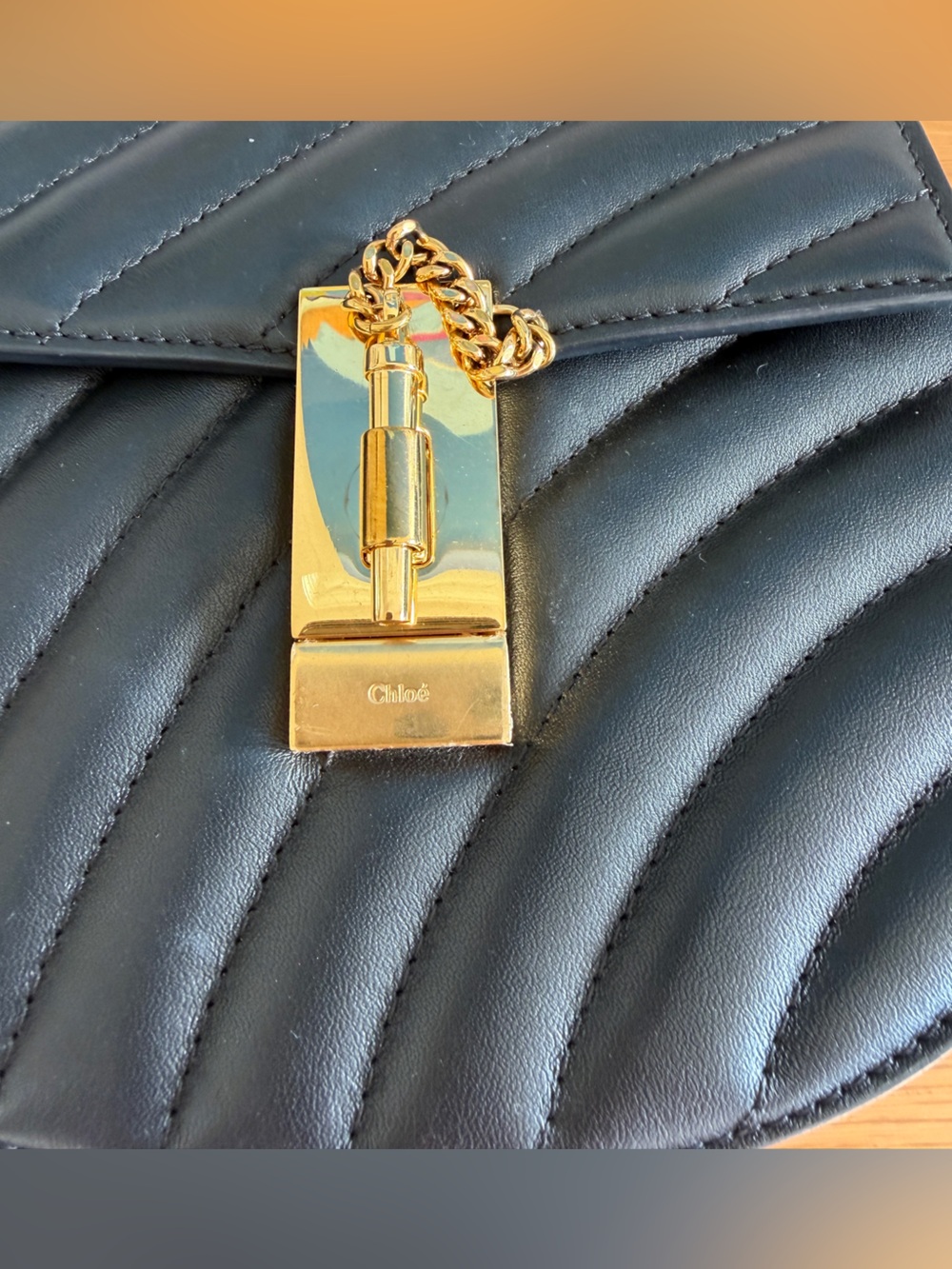 Chloe Quilted Drew Bijou Chain-Shoulder Leather Bag in Black with Gold - Picture 2 of 12